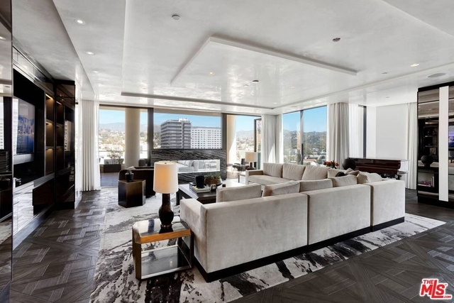 6250 Hollywood Boulevard - Photo 1