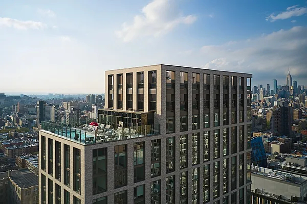 55 Suffolk Street - Photo 1