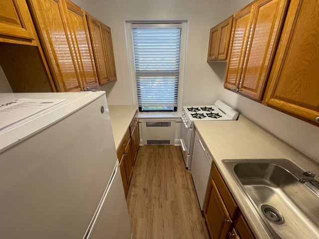 88-4 63rd Drive - Photo 1