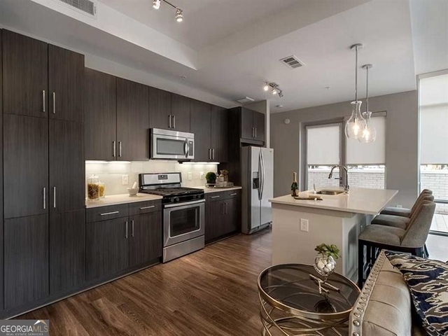 2144 Peachtree Road - Photo 1
