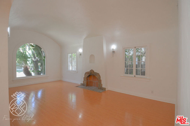 1845 Midvale Avenue - Photo 1