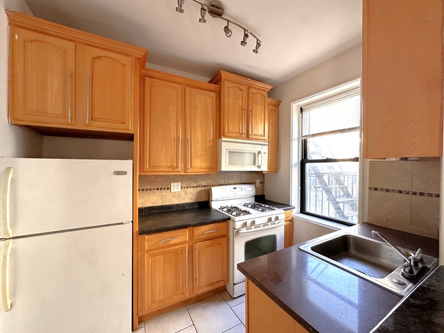 21-15 33rd Street - Photo 1