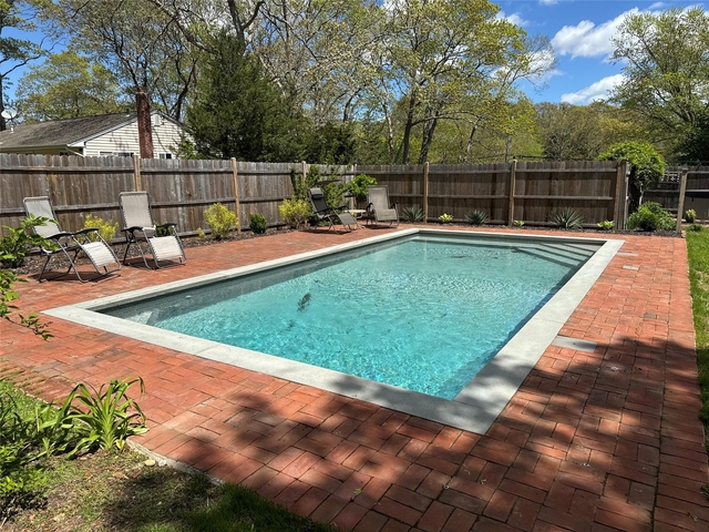 21 Summit Boulevard - Photo 1