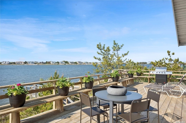 298 Dune Road - Photo 1