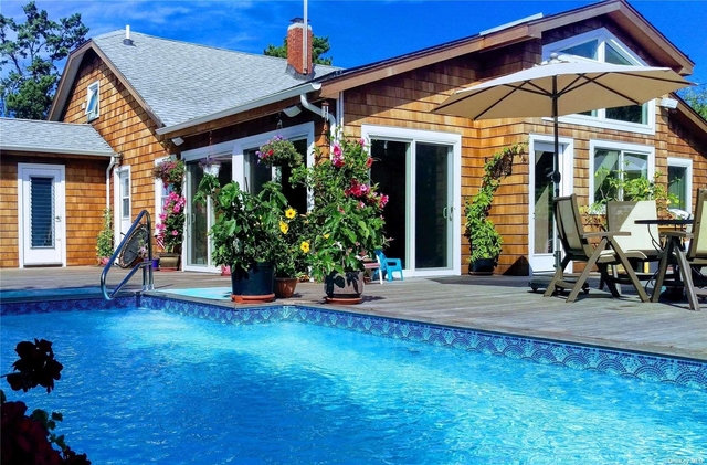 352 Surf Road - Photo 1