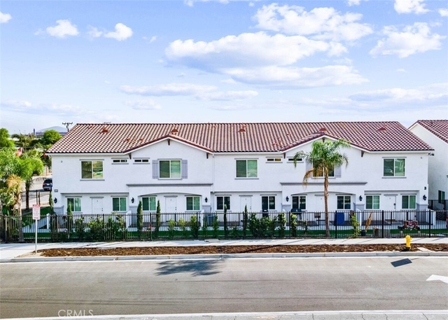 13665 Arrow Boulevard - Photo 1