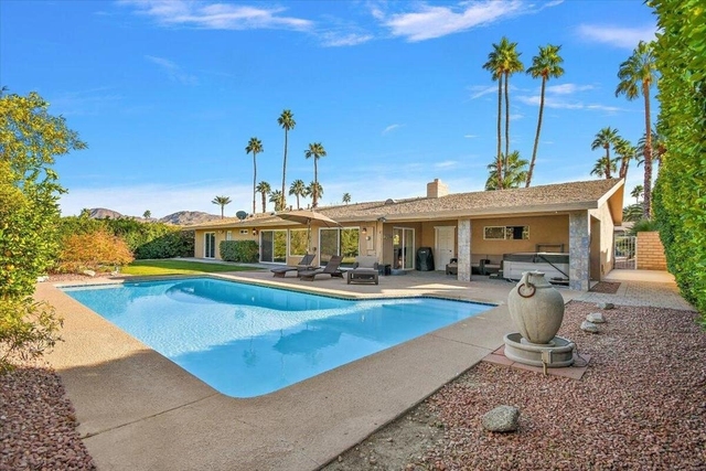 72818 Skyward Way - Photo 1
