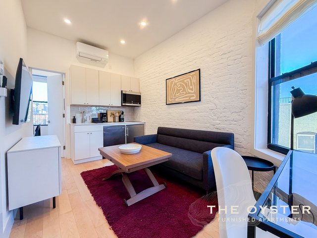 East 11th Street - Photo 1