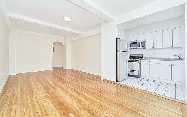 850 Amsterdam Avenue - Photo 1
