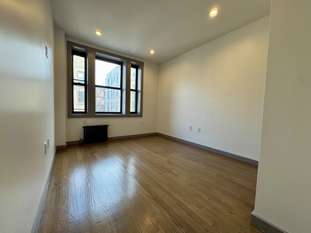 66 Ft Washington Avenue - Photo 1