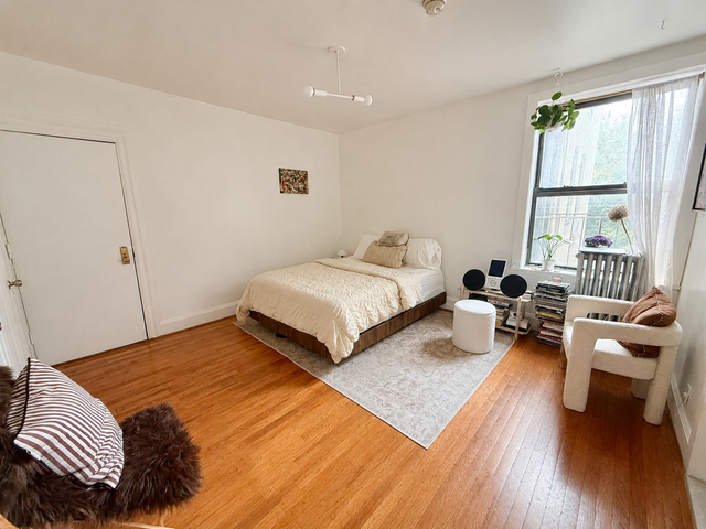 668 Hancock Street - Photo 1