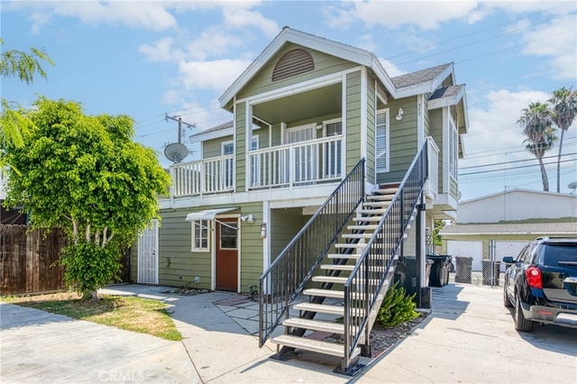 320 W Truslow Avenue - Photo 1
