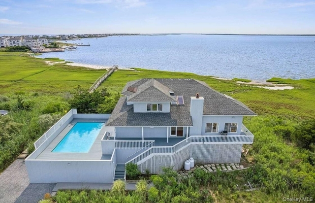 552 Dune Road - Photo 1