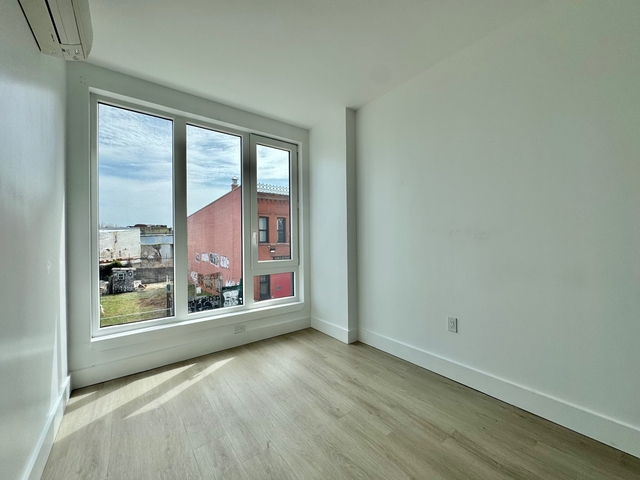 649 Hart Street - Photo 1
