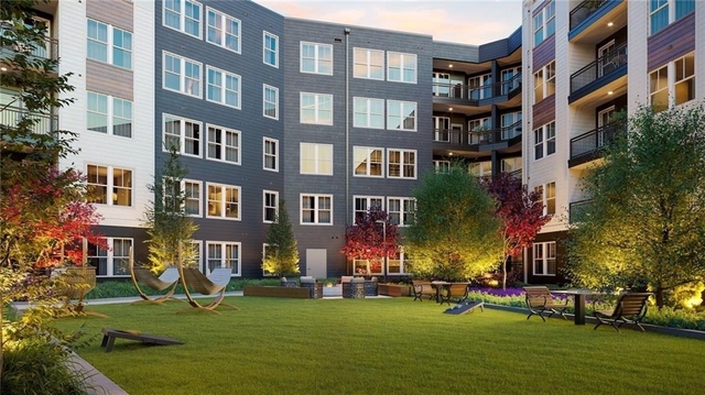 3100 Commerce Avenue Nw - Photo 1