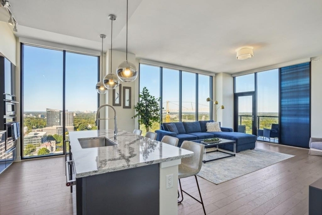 1400 W Peachtree Street - Photo 1