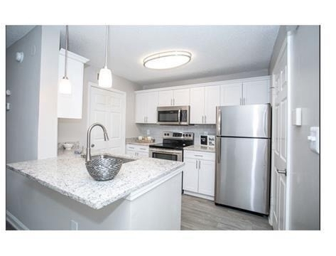 100 Dunwoody Gables Drive - Photo 1
