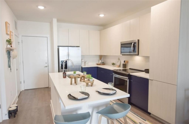 4255 Suwanee Dam Road - Photo 1