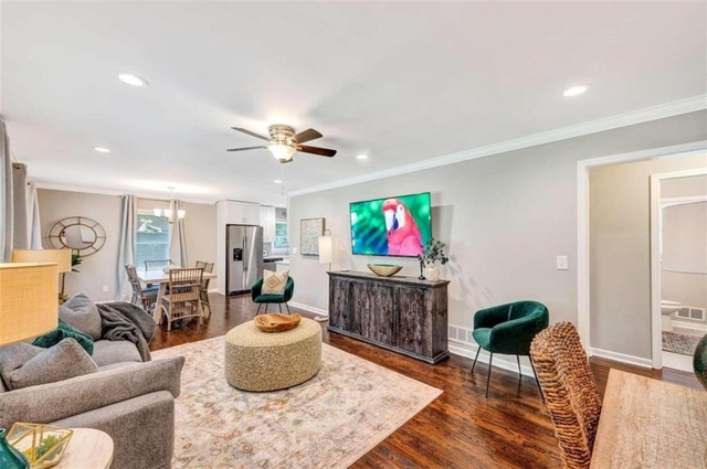 1376 Sandtown Road Sw - Photo 1