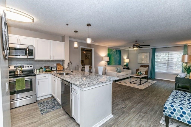 1401 W Paces Ferry Road Nw - Photo 1