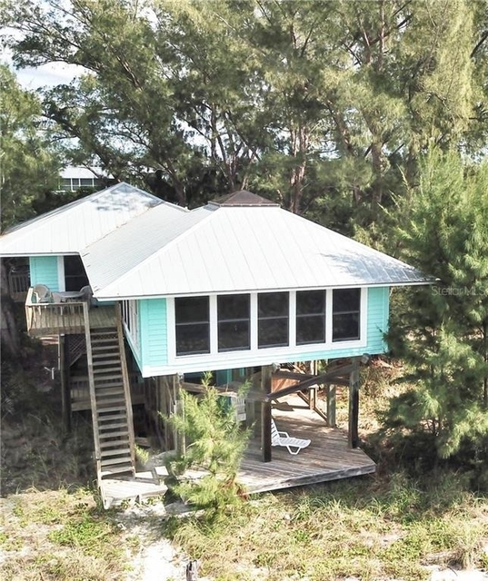 181 N Gulf Boulevard - Photo 1