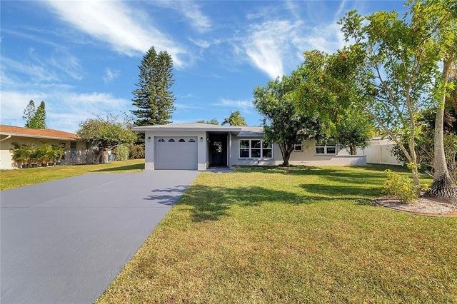 60 Golfview Road - Photo 1