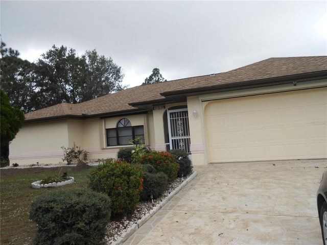 21239 Gaylord Avenue - Photo 1