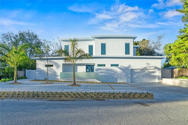 2585 Clematis Street - Photo 1