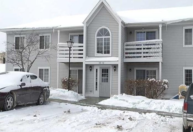 1301 Crestview Dr - Photo 1