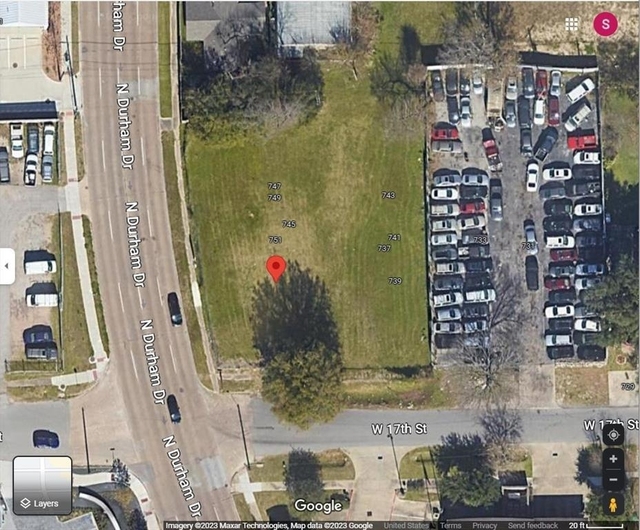 745 W 17th Street - Photo 1
