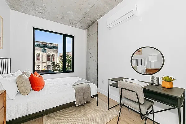 815 Flatbush Avenue - Photo 1