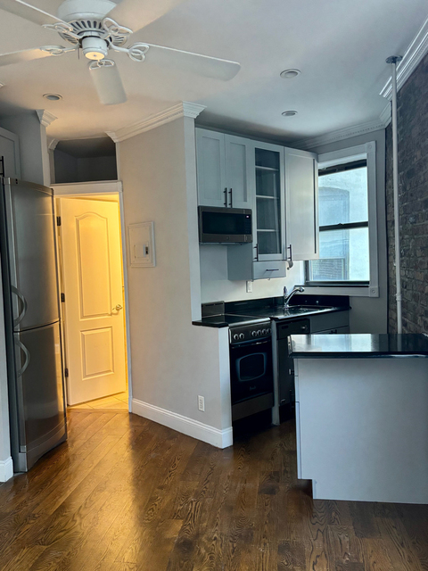 232 Elizabeth Street - Photo 1