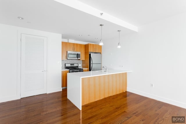 12-22 30th Avenue - Photo 1