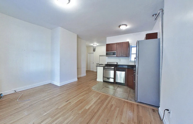 207 West 11th Street - Photo 1
