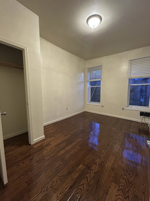 16 Monaco Place - Photo 1