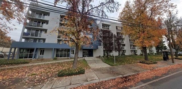 530 Coffee Rd - Photo 1