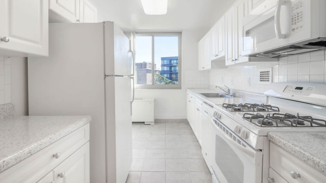 3003 Van Ness St. Nw - Photo 1
