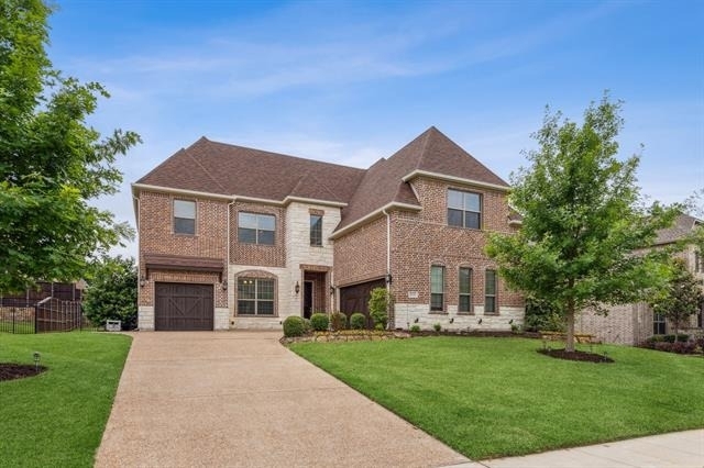 1100 Circle J Trail - Photo 1