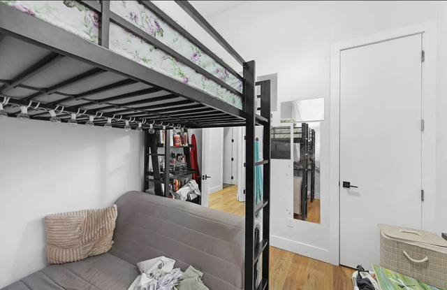 483 Evergreen Avenue - Photo 1