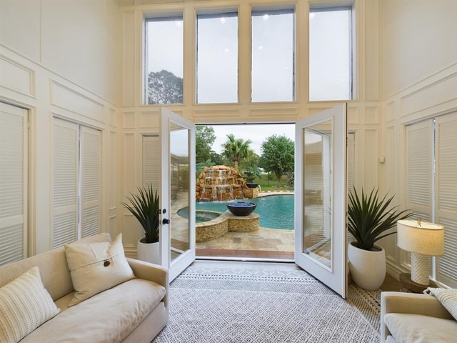 7702 Antoine Drive - Photo 1