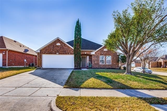 1900 Juniper Drive - Photo 1