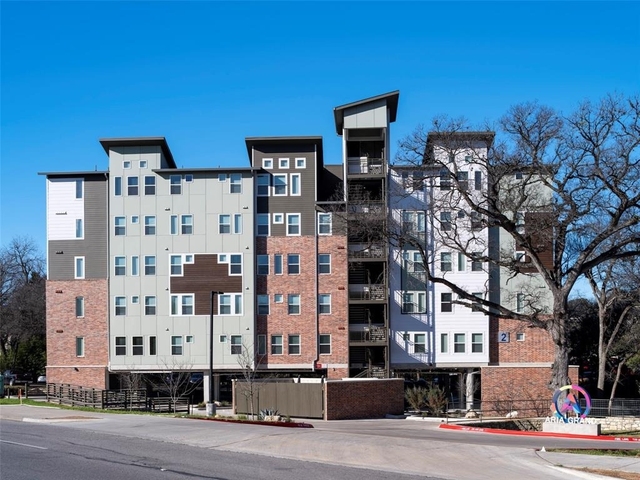 1800 Ih-35 Svrd - Photo 1
