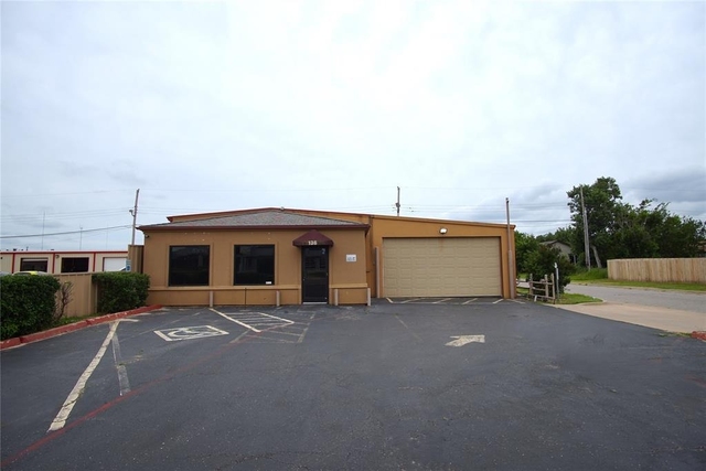 136 Nw 122nd Street - Photo 1