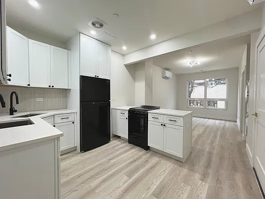 952 Bedford Avenue - Photo 1