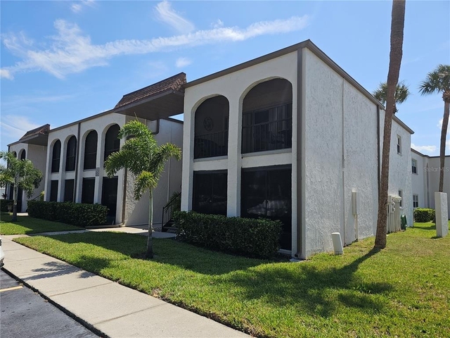 7701 Starkey Road - Photo 1