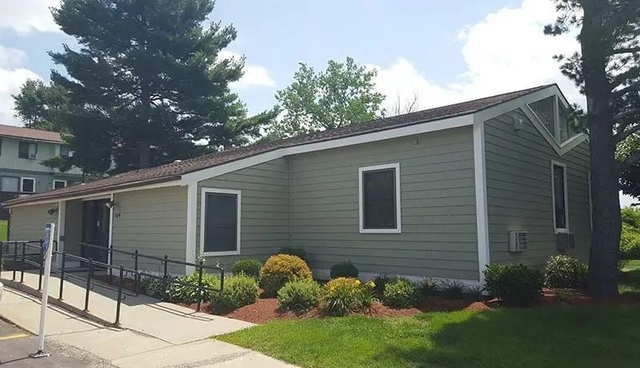 360 1/2 Tokeneke Rd - Photo 1