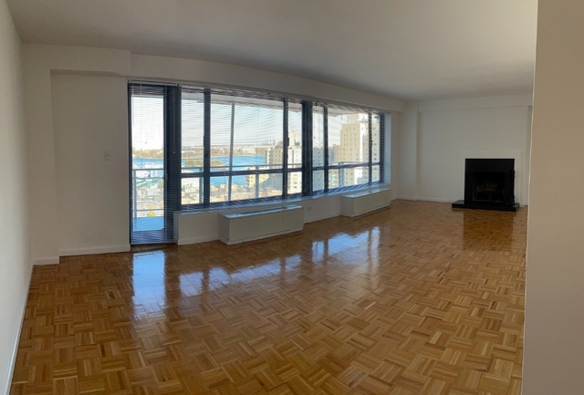 East 87th Street - Photo 1