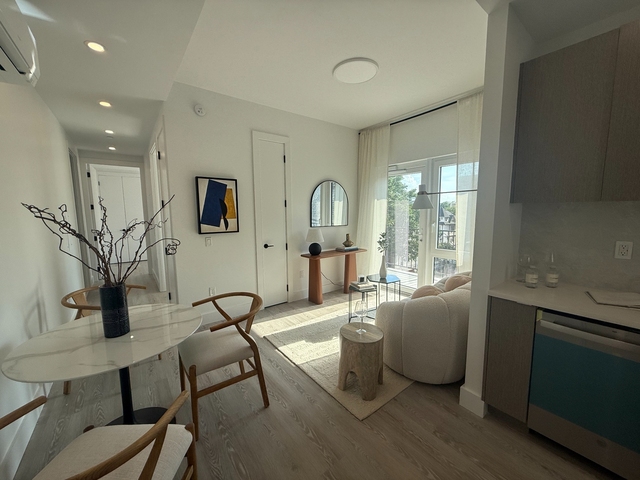 702 East 32nd Street - Photo 1
