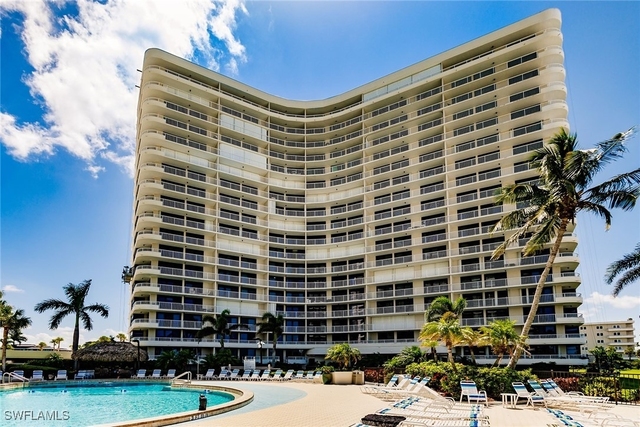 260 Seaview Court - Photo 1
