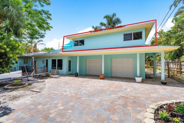 300 Se 7th Avenue - Photo 1